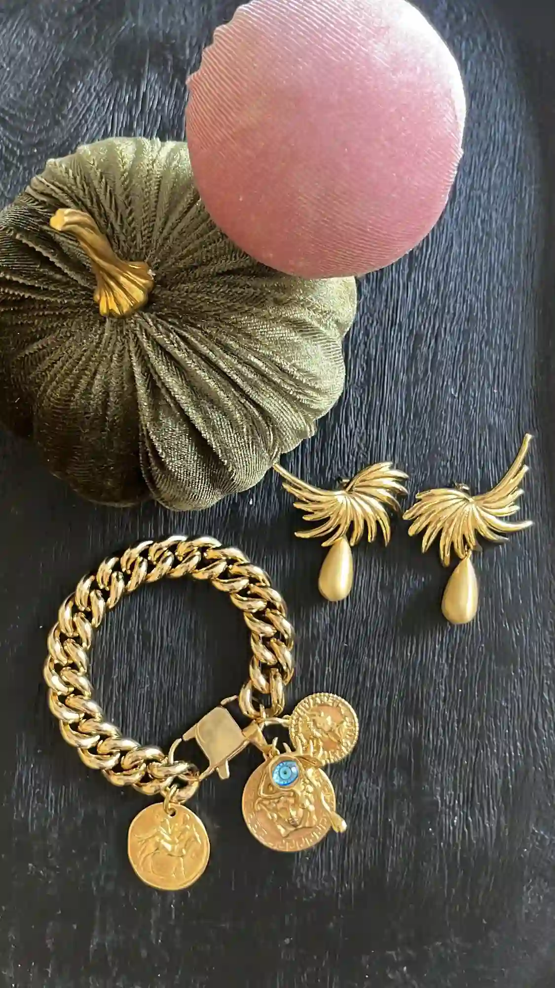 image16 MON ELISE BRACELET - Image 1